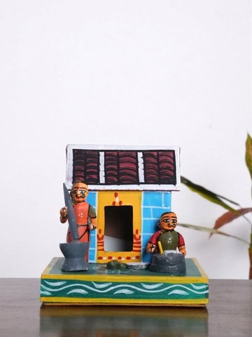 Tirugali Set With Hut